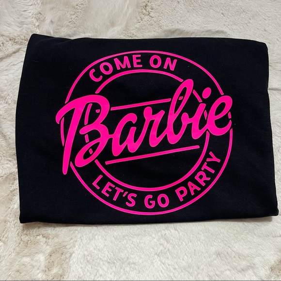New Barbie Crewneck - Picture 4 of 9
